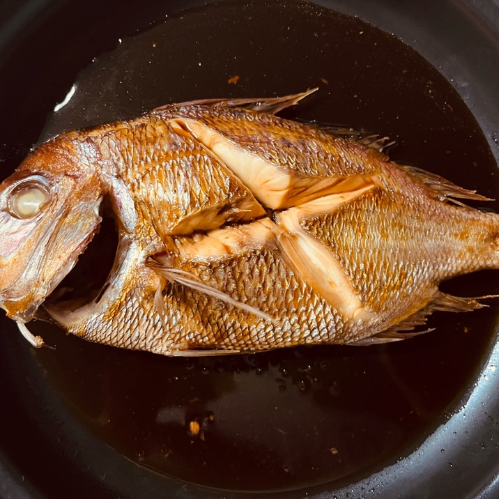 チダイのまるごと煮付け